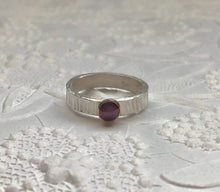 Load image into Gallery viewer, Red Garnet Ring Set
