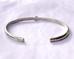 Solid Sterling Silver and Genuine Lapis Lazuli Gemstone Cuff Bracelet - 4 mm Wide