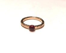 Load image into Gallery viewer, Genuine Garnet and Gold Solitaire Ring
