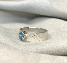 Load image into Gallery viewer, Genuine Blue Topaz Ring
