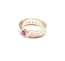 Load image into Gallery viewer, Genuine Ruby Family Ring
