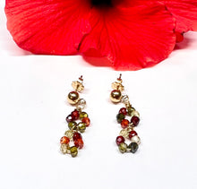 Load image into Gallery viewer, Floral Earrings
