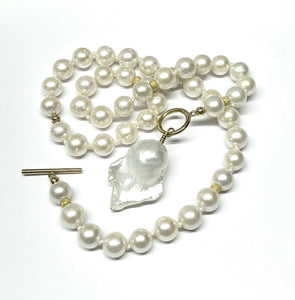 Baroque Pearl Necklace